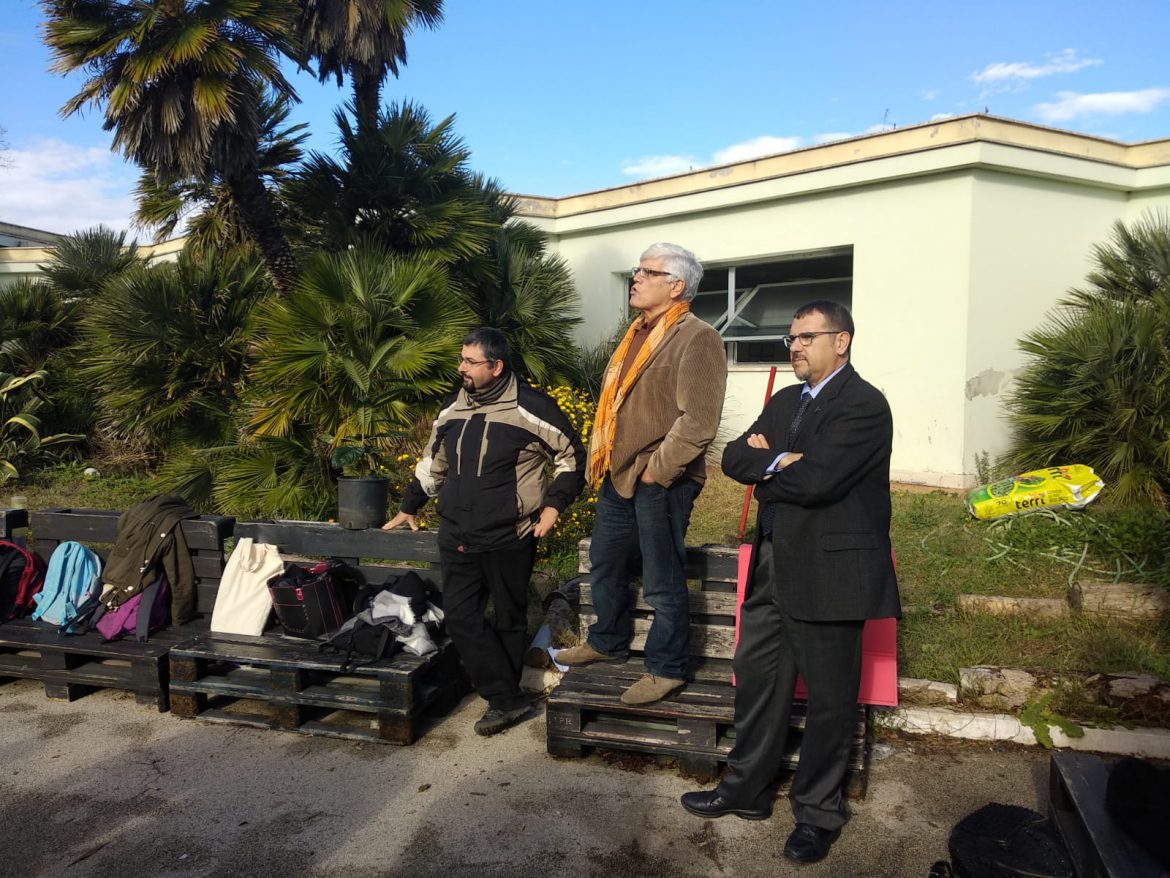 Giornata nazionale alberi: La sezione Cibo Futuro pianta nespolo all’Alberghiero di Castel Fusano