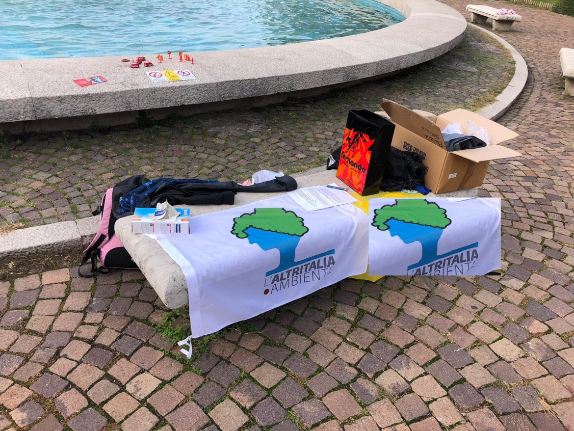 trieste 20 10 19 3 A Barcola per raccogliere plastiche dalla pineta